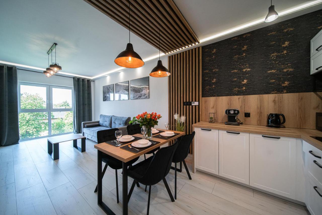 Апартаменти Apartament Duzy Staw Єленя-Ґура Екстер'єр фото