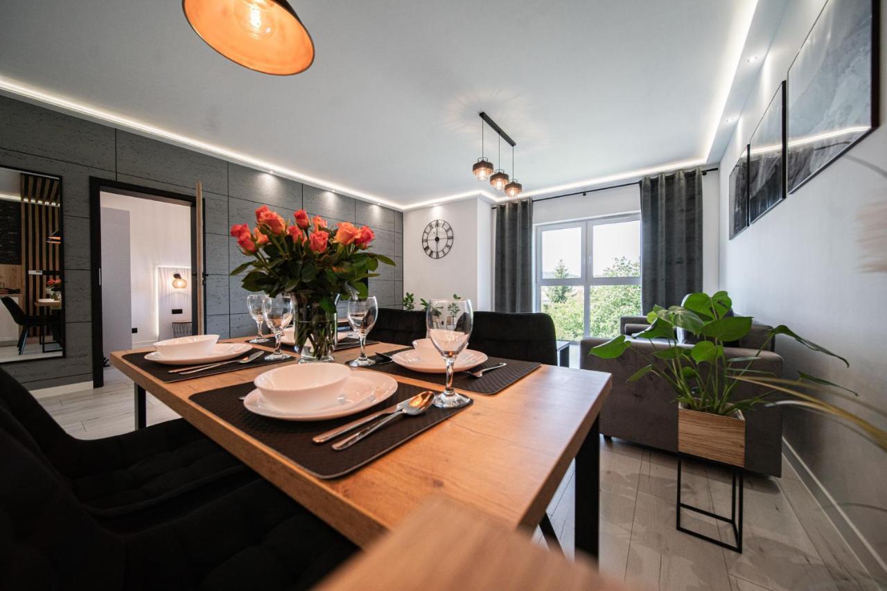 Апартаменти Apartament Duzy Staw Єленя-Ґура Екстер'єр фото
