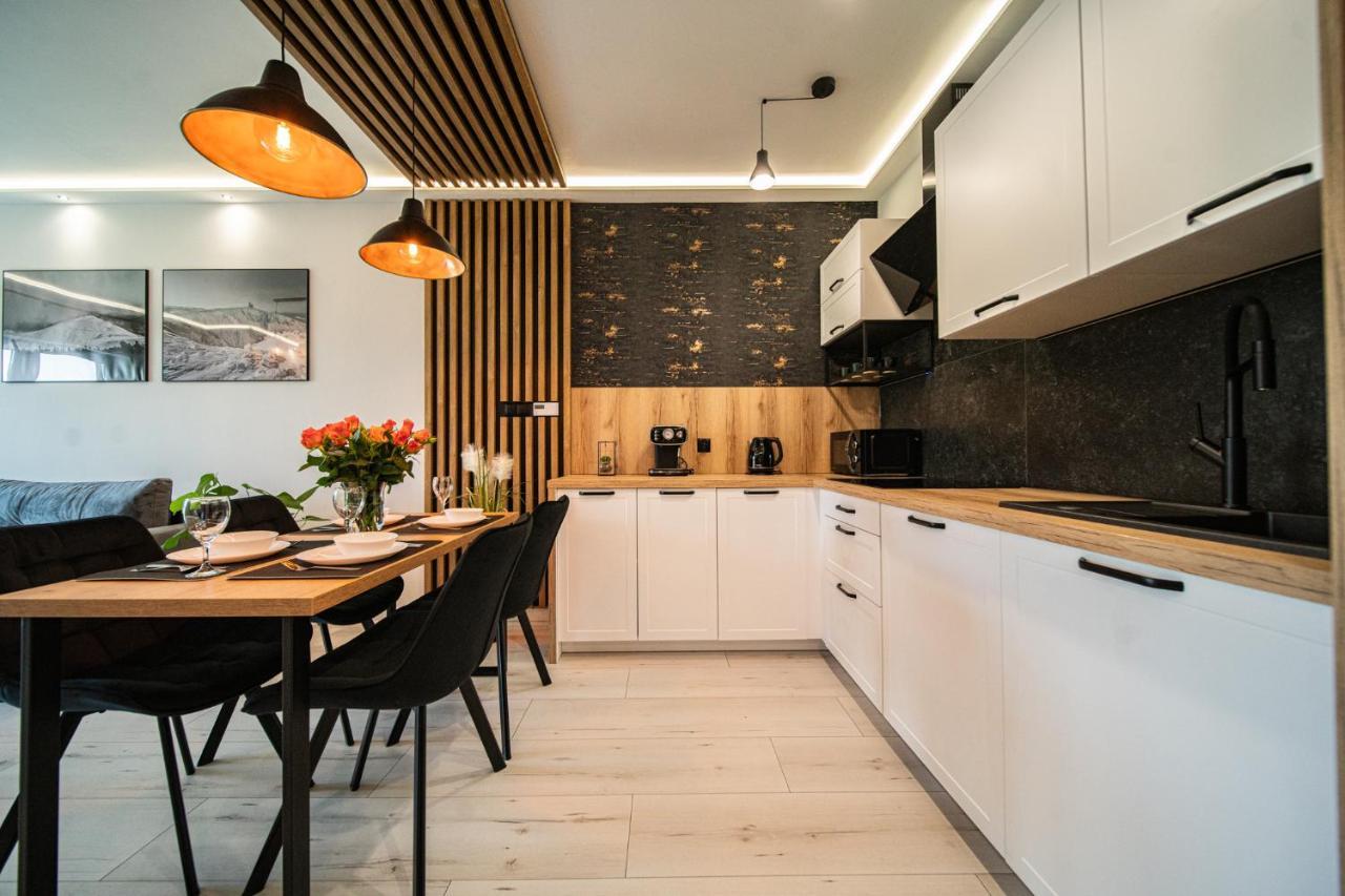 Апартаменти Apartament Duzy Staw Єленя-Ґура Екстер'єр фото